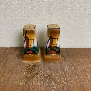 Vintage Windmill Salt Pepper Shaker Set‎ Hand Painted Porcelain Gold Tops Japan